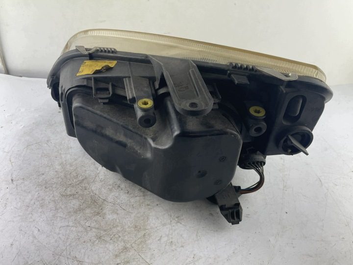 Фара правая 3M51-13005-AH Ford Focus C-MAX Европа, фото 3