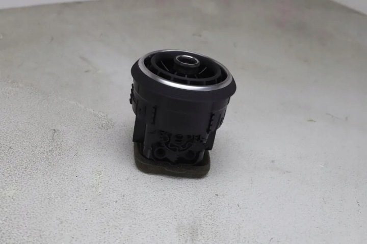 Дефлекторы панели приборного AUDI A3 СЕДАН (8VS, 8VM) 8V0820901B 2.0L, фото 4