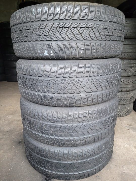 Шина зимняя Pirelli Scorpion Winter 255/55R19 111 В усилитель (XL) J - Jaguar, фото 1