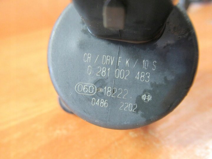 Renault OE 0281002483 регулятор давления топлива, фото 2