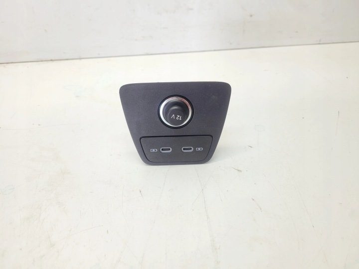 !Gnaizdo зарядки прикуриватель Audi 89A863324A 2G6035954 !, фото 1