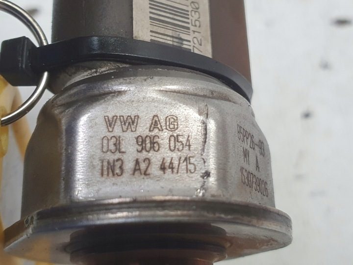 Датчик давления топлива Volkswagen OE Дизель 03L906054, фото 2