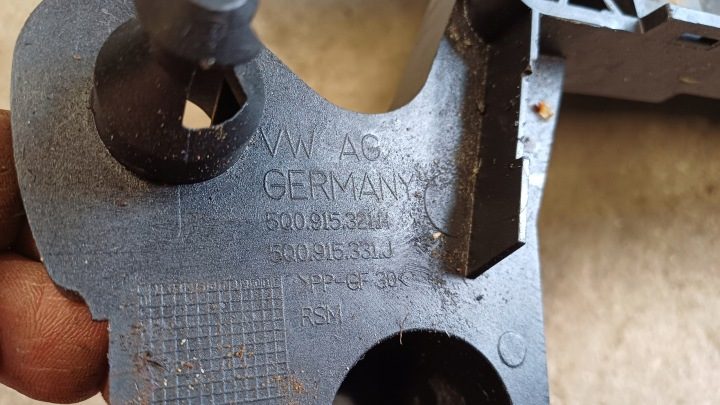 Seat Leon III площадка аккумулятора 5Q0915321, фото 2