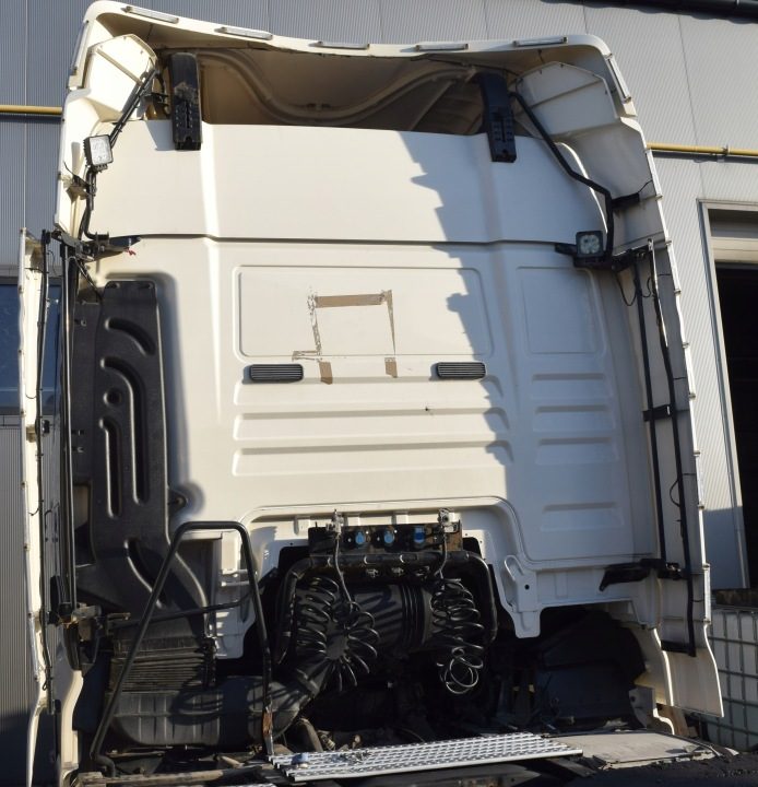 В СБОРЕ КАБИНА MAN TGX XLX E6 440 л.с., фото 3