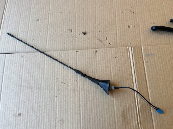 АНТЕННА СТАНЦИЯ НА КРЫШУ OPEL ASTRA G 1998-2004 024447134, фото 1