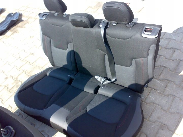 JEEP RENEGADE TRAILHAWK 2014- СИДЕНЬЕ ДИВАН ЗАДНИЙ КАК НОВЫЙ, фото 1