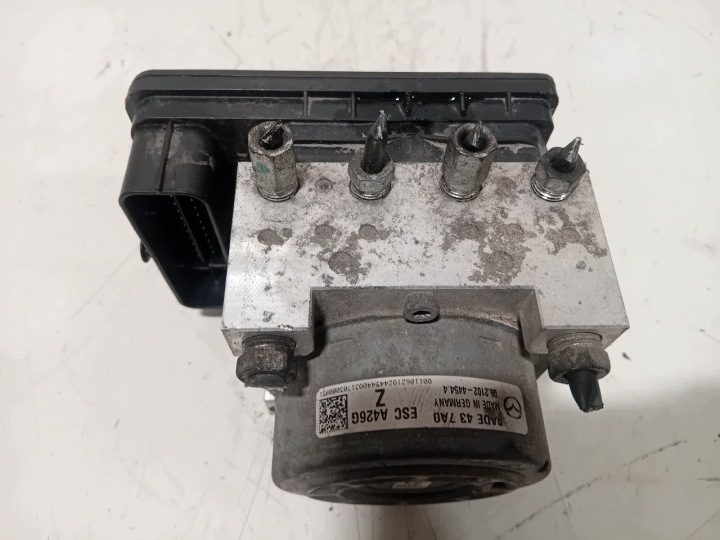 Mazda 3 BM/BN 2013 - 2019 Насос ABS BADE437A0 PEY7, фото 2