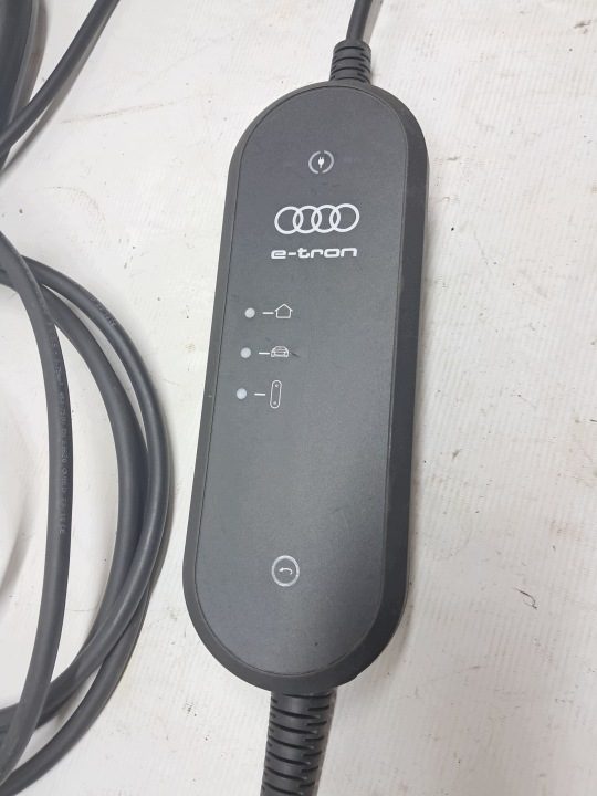 Кабель зарядное устройство Audi A3 E-Tron 8V4971675AK, фото 4