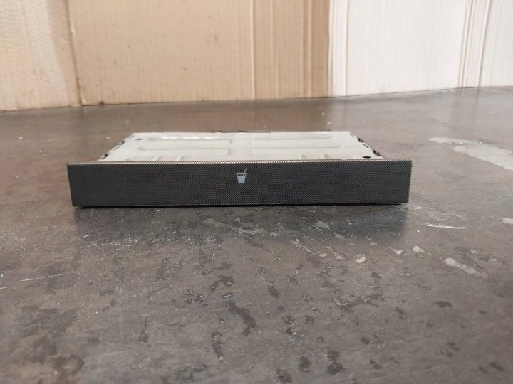 Подстаканник торпедо Volkswagen Golf IV 1J0858601, фото 3