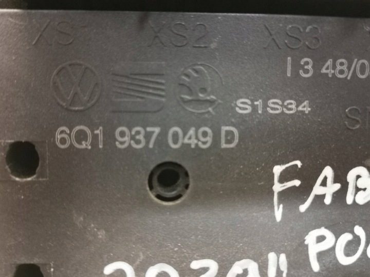 Блок комфорта Skoda Fabia Mk1 (6Y) 6Q1937049D, фото 4