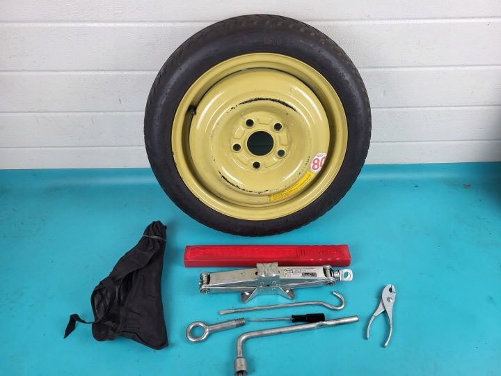 Honda Civic VIII UFO 06 г. докатка 5X114,3 домкрат ключ, фото 1