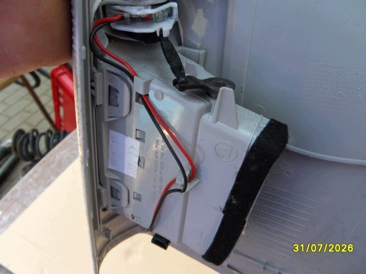 ПРАВАЯ СРЕДНЯЯ НАКЛАДКА СТОЙКИ SKODA SUPERB II УНИВЕРСАЛ 3T0868312, фото 8