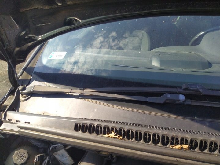 PEUGEOT 5008 I Поводок дворника, фото 1