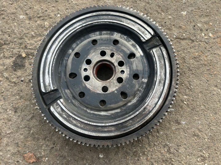 ALFA ROMEO GIULIETTA 2,0 JTD 170 Л.С. ДВУХМАССОВЫЙ МАХОВИК, фото 1