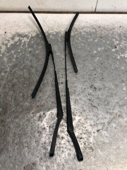 ПОВОДКИ ДВОРНИКОВ КОМПЛЕКТ VW PASSAT B7 3AB955410 3AB955409, фото 1