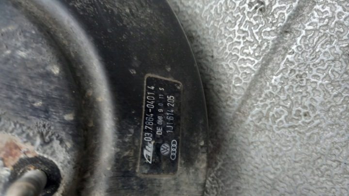 VW Golf IV 1999 2.0 бензин вакуумный усилитель тормозов 1J1614205, фото 2