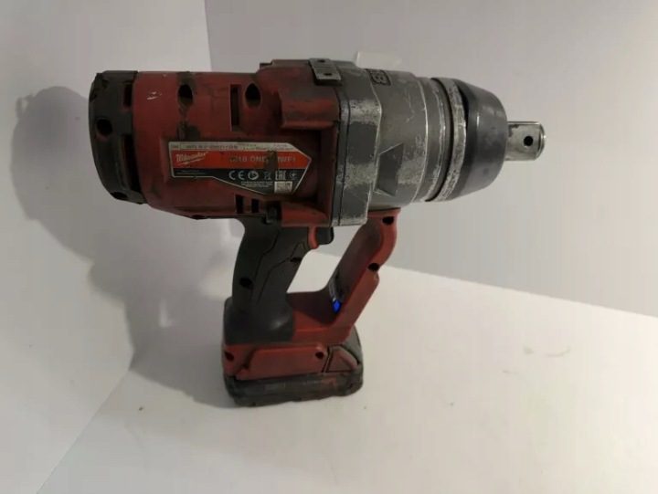 Ударный гайковерт 1/2'' 18V Milwaukee M18 ONEFHIWF12-502X 2x5Ah кейс, фото 1