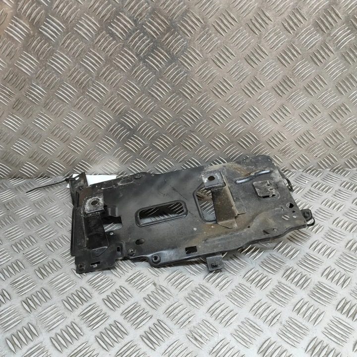Площадка аккумулятора Peugeot 3008 II 9815411580, фото 1