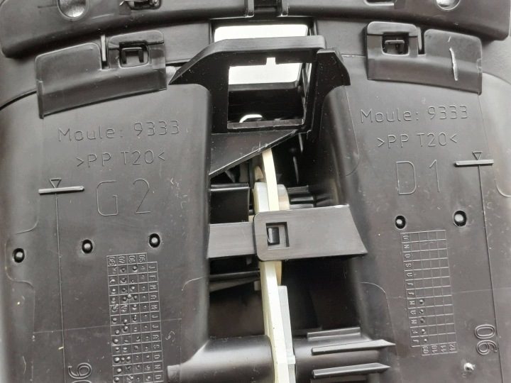 СРЕДНИЙ ДЕФЛЕКТОР ОБДУВА PEUGEOT 207 SW 9650068177 / 9665103980 NR1397, фото 8