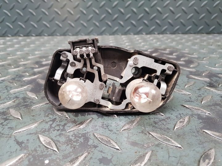 Вкладыш ламп фонаря левый задний крышки bagażn 8374807 BMW E46 седан дорестайлинг, фото 3