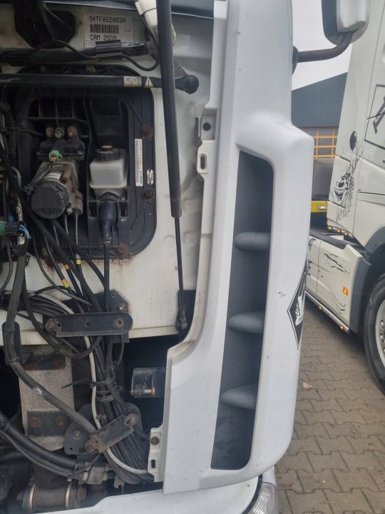 УГОЛ ОБТЕКАТЕЛЬ ЛЕВЫЙ RENAULT PREMIUM DXI, фото 4