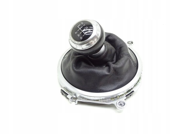 РУЧКА ЧЕХОЛ ПЕРЕКЛЮЧЕНИЯ 6 ПЕРЕДАЧ AUDI TT 8J 06- 8J0711113, фото 1
