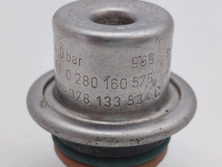 РЕГУЛЯТОР ДАВЛЕНИЯ ТОПЛИВА VW PASSAT B5 078133534C / 0280160575 NR219, фото 2