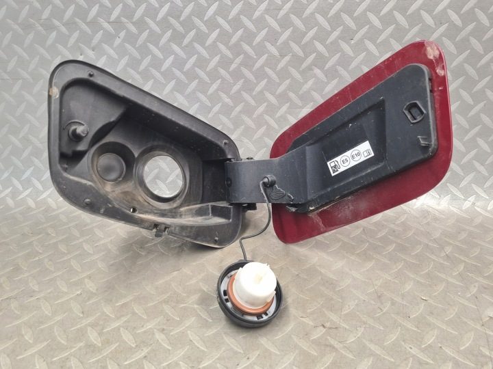 Лючок горловина бензобака Opel Grandland Elmd YP000108, фото 3