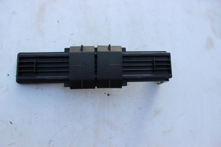 6Q0819422B ЗАГЛУШКА КРЫШКА САЛОННОГО ФИЛЬТРА SKODA FABIA II ROOMSTER, фото 1