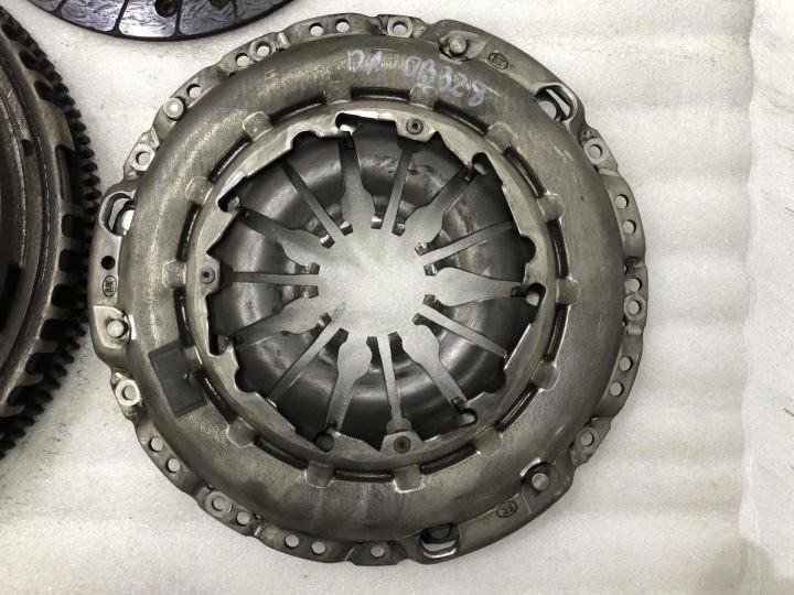 СЦЕПЛЕНИЕ В СБОРЕ ДВУХМАССОВЫЙ МАХОВИК 302100495R DUSTER I 1.2, фото 2
