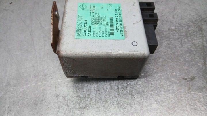 БЛОК УПРАВЛЕНИЯ ЭУР RENAULT CLIO II 1.5D 03-13R 8200265136, фото 4