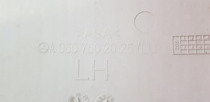 Mercedes-Benz OE A9607502025 обтекатель L, фото 3