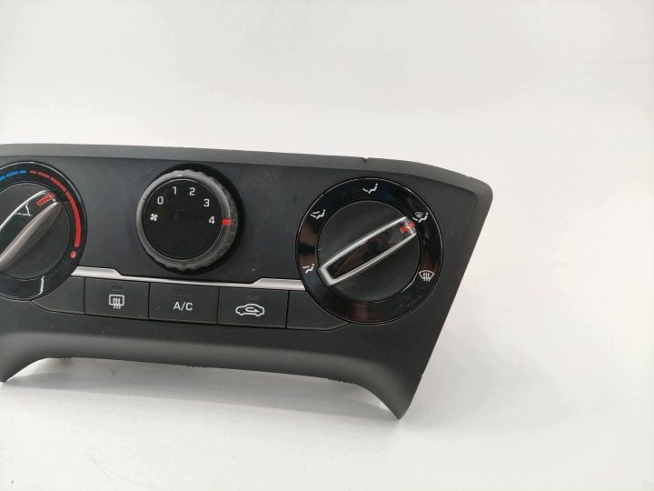 БЛОК УПРАВЛЕНИЯ КЛИМАТОМ HYUNDAI I20 II 97250C8410, фото 3