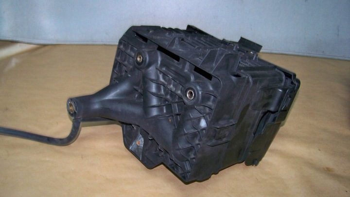Seat Ibiza III 3 6L 04 г. 1.2 основание корпус блок аккумулятора, фото 2