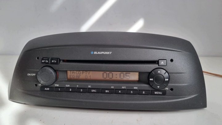 Автомагнитола Fiat Punto 2 ii рестайлинг CD, без блокировки can Check, фото 3