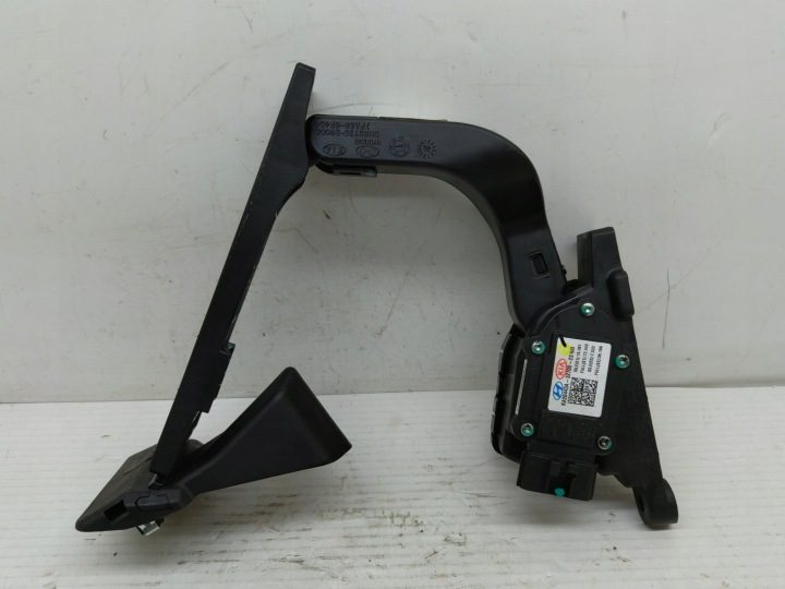 Педаль газа Hyundai OE 327002S100, фото 1