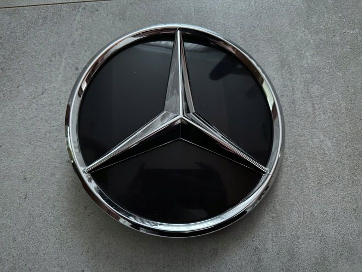 ЭМБЛЕМА ЗНАЧОК ПЕРЕДНИЙ A0008880400 MERCEDES, фото 1