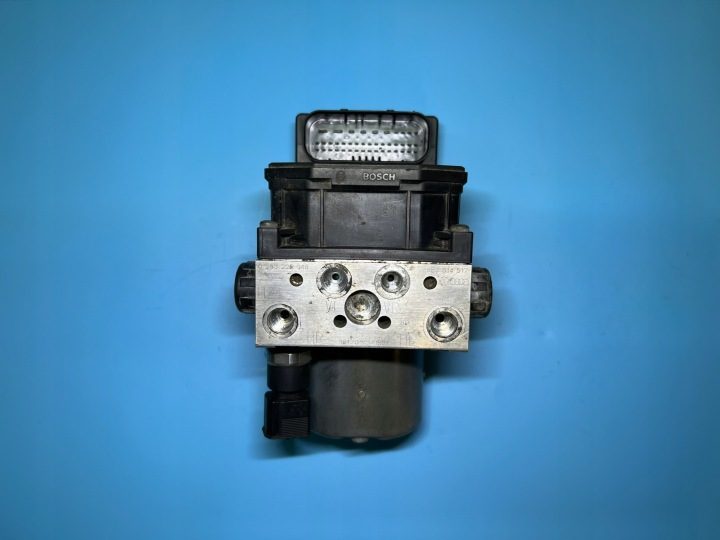 ОРИГИНАЛЬНЫЙ ГЛАВНЫЙ ТОРМОЗНОЙ ЦИЛИНДР ABS BOSCH VW PASSAT AUDI A4 8E0614517 0265950011, фото 1
