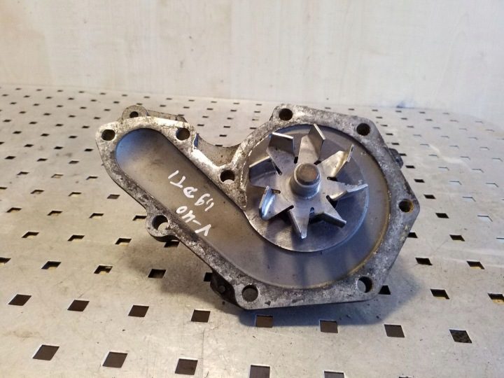 Помпа VOLVO S40 I (VS) 7700101096 1.9L дизель 66 кВт 1998, фото 1