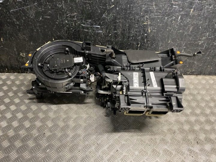 Корпус вентилятора Land Rover RANGE ROVER SPORT 2017 HPLA19B555CD, фото 1