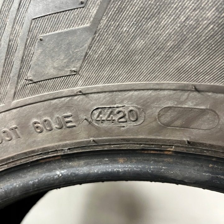 Шина зимняя Nokian Tyres WR C3 235/65R16 121 R сцепление на снегу (3PMSF), фото 3