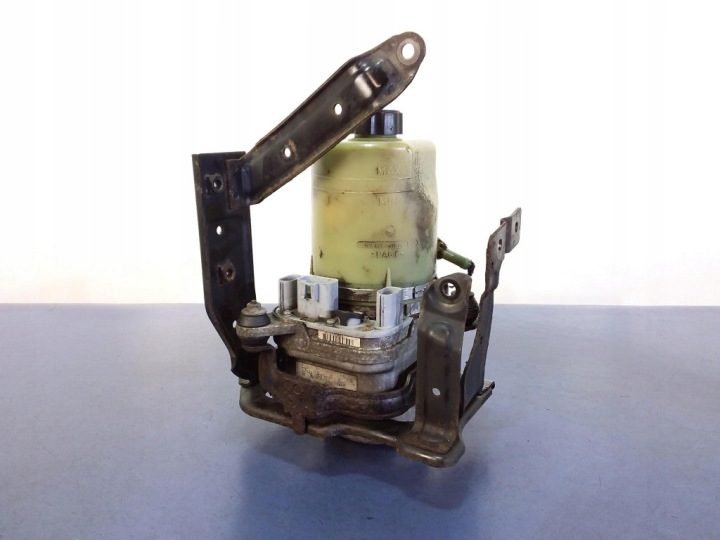 Ford OE 3M513K514DF насос гидроусилителя, фото 1