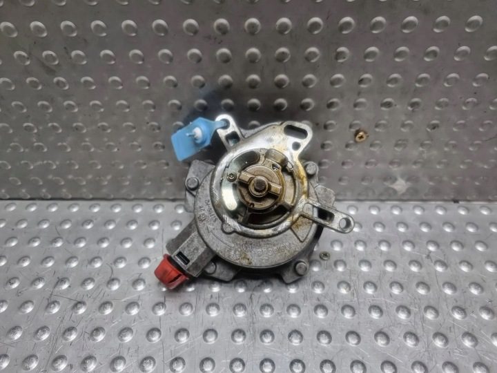Насос Вакуумный BM5G-2A451-EB FORD FOCUS MK3 C-MAX MONDEO MK4 1.6 ECOBOOST, фото 2