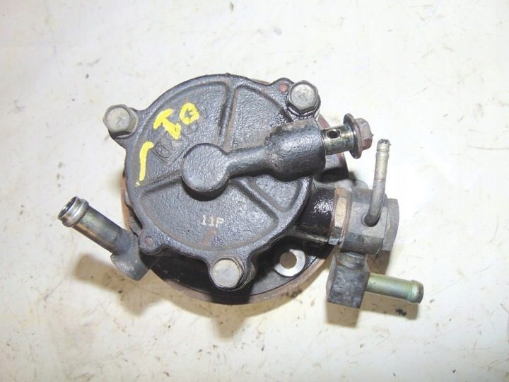 Nissan Primera P11 2.0TD вакуумный насос 14650-2J601, фото 2