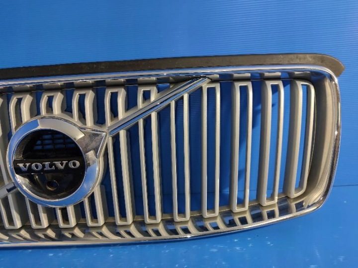 Volvo XC90 II XC-90 II 31425984 решетка радиатора камера, фото 3