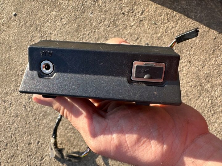 Volvo V70 гнездо AUX USB 1820772 1303579, фото 1