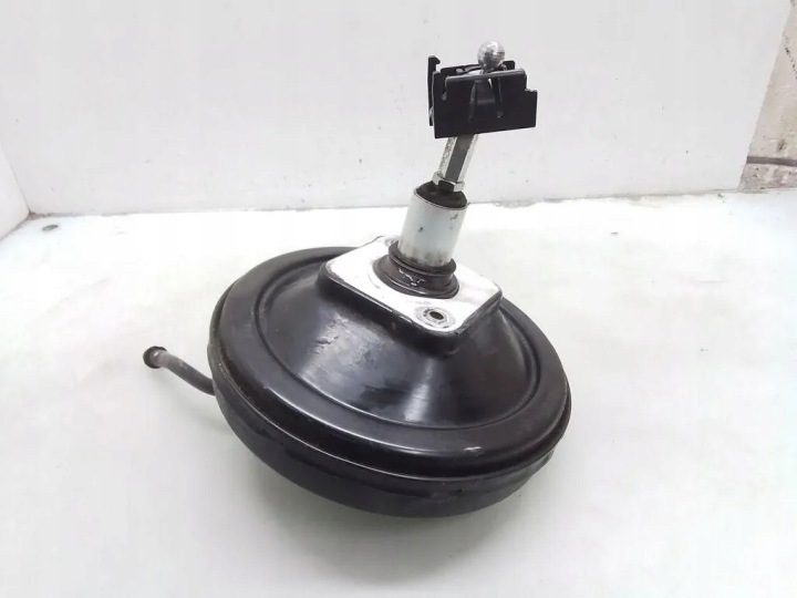 ВАКУУМНЫЙ УСИЛИТЕЛЬ ТОРМОЗОВ С НАСОСОМ AUDI A4 B5 / VW PASSAT 8D0612105G, фото 1