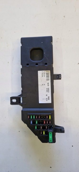 Блок комфорта блок предохранителей OE 13193590 Opel Vectra C Signum, фото 3