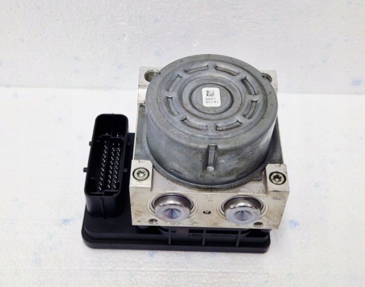 BMW F20 F21 F22 F30 F31 F32 F34 F36 ГЛАВНЫЙ ТОРМОЗНОЙ ЦИЛИНДР ABS ESP 6868638 6868637, фото 6