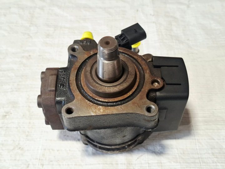 ТНВД топлива Seat Ibiza IV 4 6J0 1.6 TDI CAY 2008-2012 03L130755E, фото 5